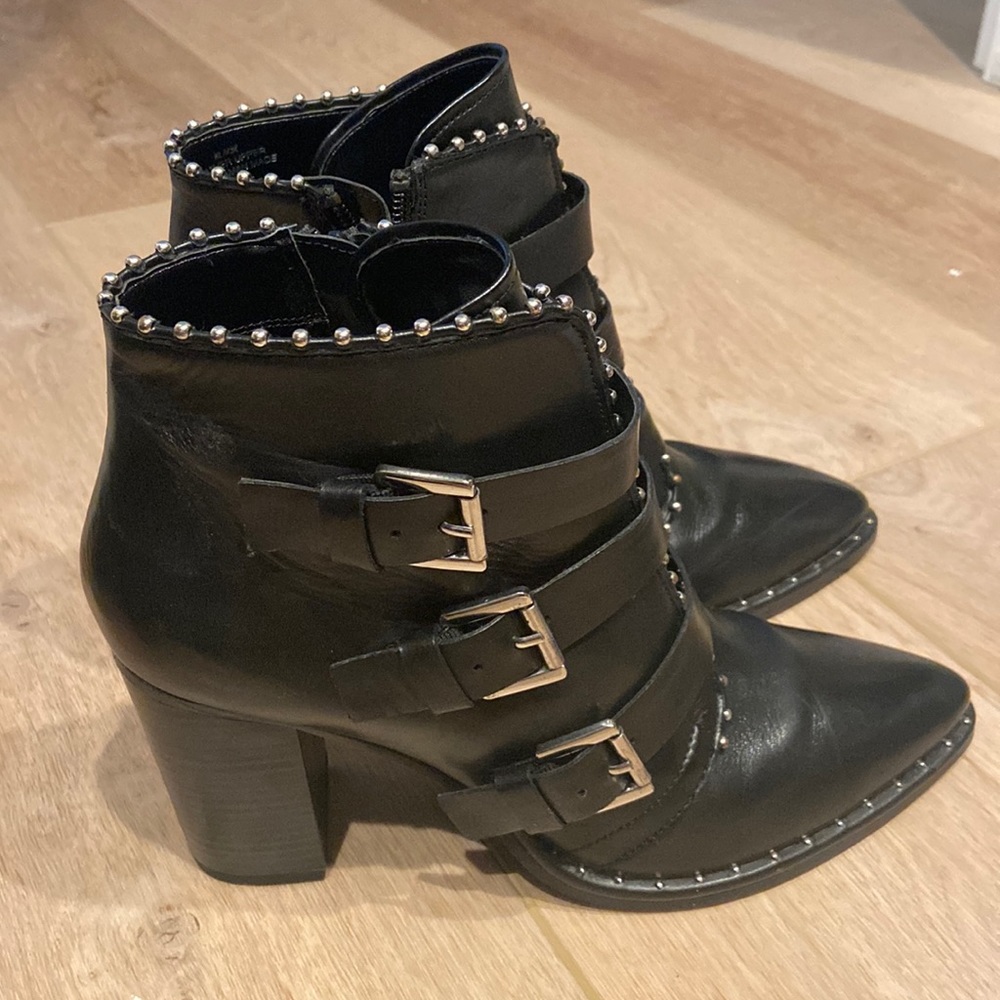 Steve Madden Humble Bootie
